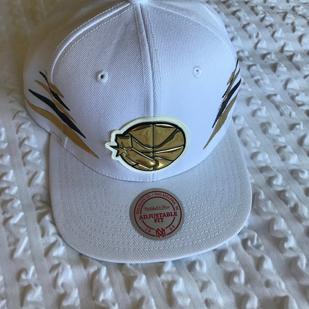 Golden State Warriors NBA "Solid Gold Diamond Snapback Warriors" Adjustable Cap
